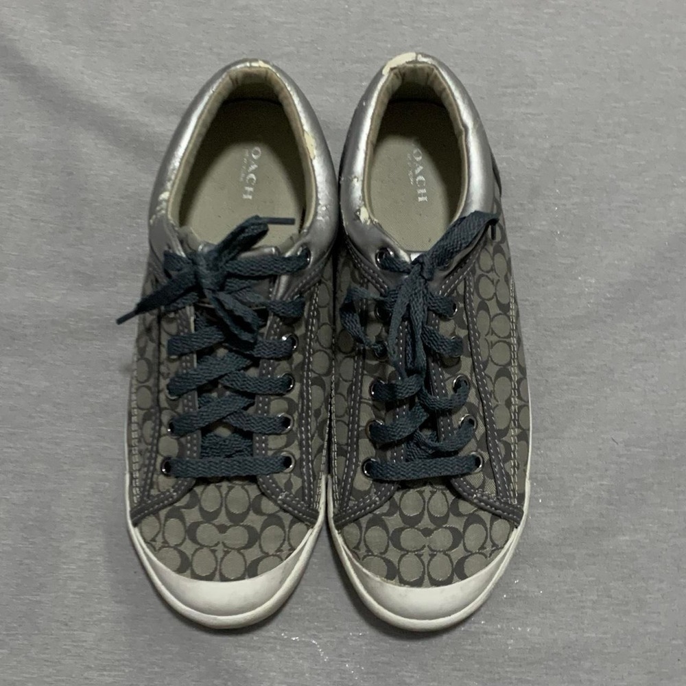 Coach Francesca Metallic Signature C Monogram Canvas Low Top Sneakers Silver 8.5